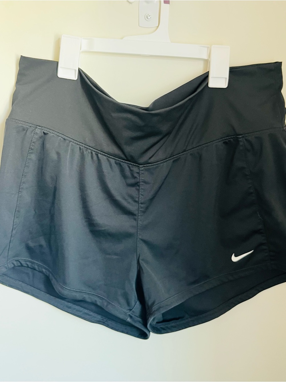 Nike Dri Fit Running Shorts Womens XL Black Swoosh Logo Athletic Gym Workout